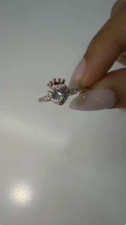 Anillo Corazon Pave Corona