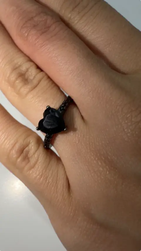 Anillo Corazon Black