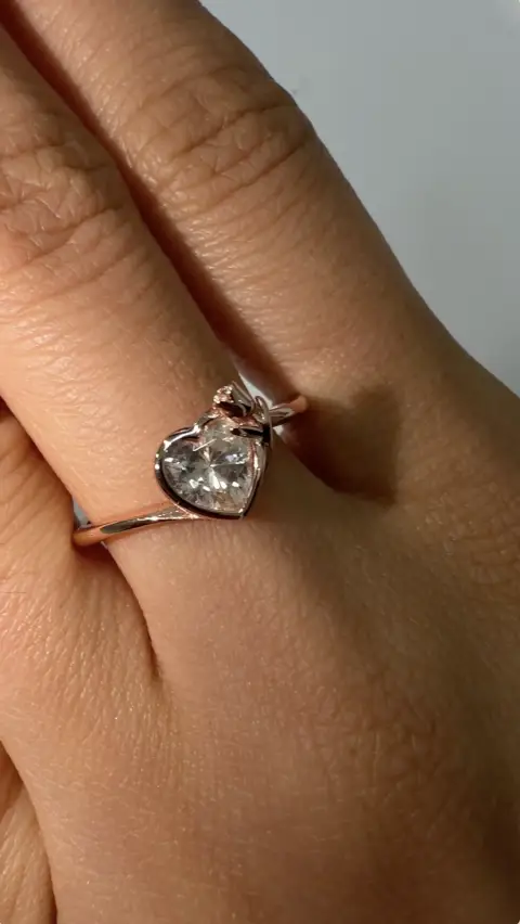 Anillo Corazon Tulipan