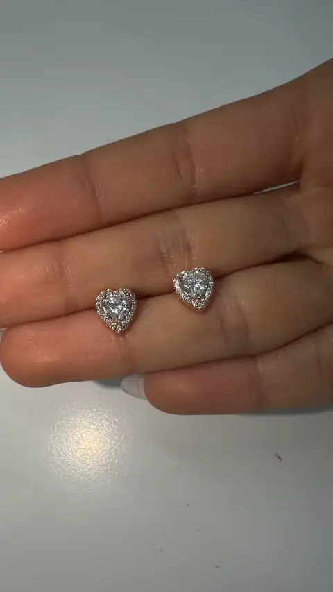 Aretes Corazon Pave