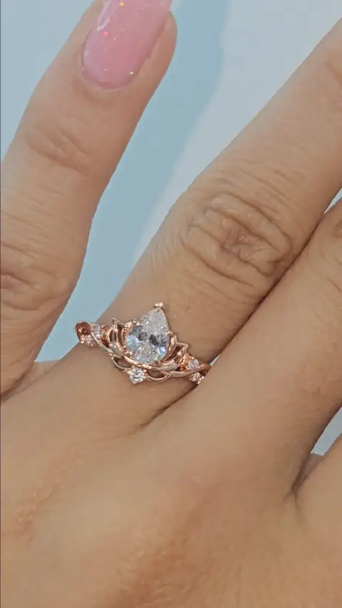 Anillo Flor Loto