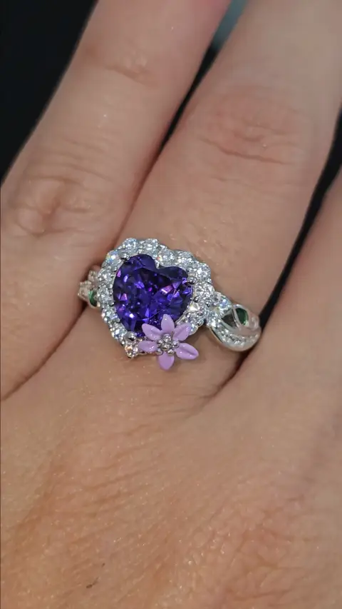 Anillo San Valentin Piedra Morada