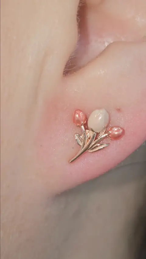 Aretes Tulipanes rojos