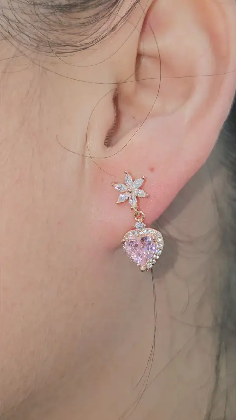 Aretes Flor Corazon