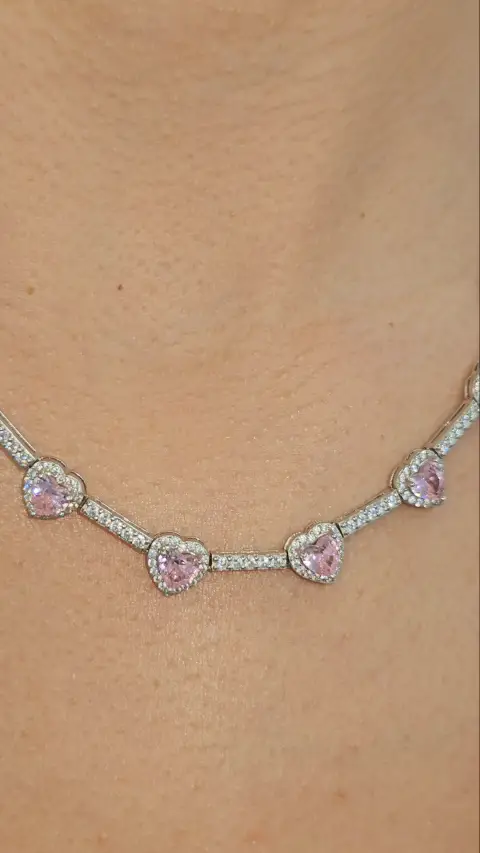 Collar Corazones Piedras Rosas